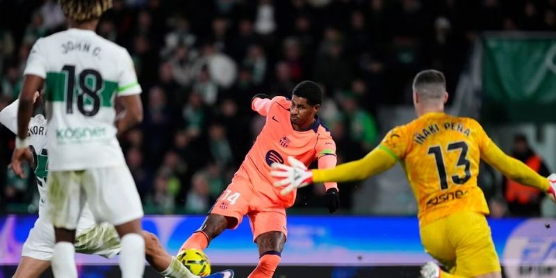 Kết Quả Bóng Đá Elche Và Barcelona Ngày 01/02/2026 phơi bày xG 6.3